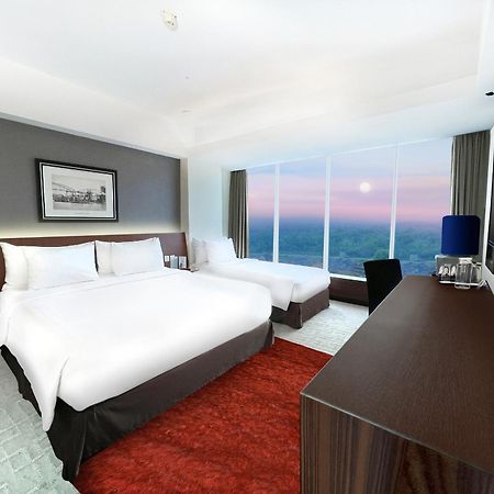 Aston Madiun Hotel & Conference Center Dış mekan fotoğraf