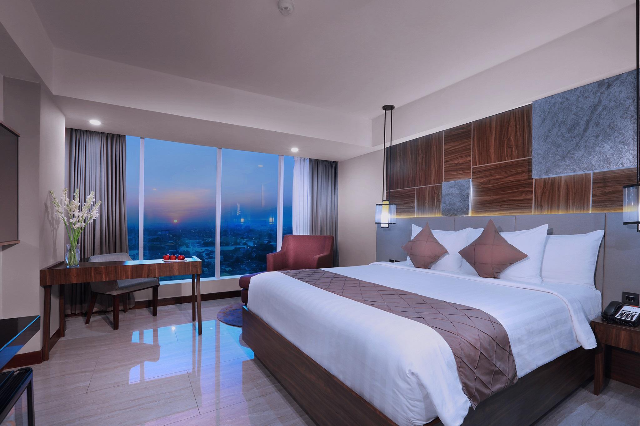 Aston Madiun Hotel & Conference Center Dış mekan fotoğraf