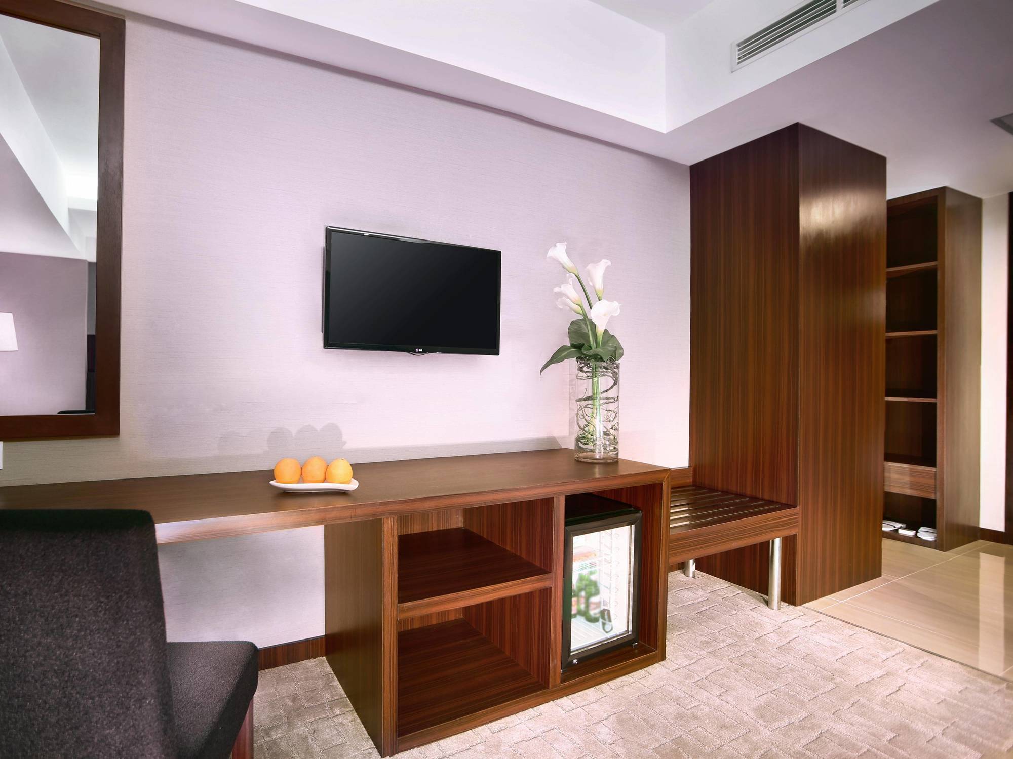 Aston Madiun Hotel & Conference Center Dış mekan fotoğraf