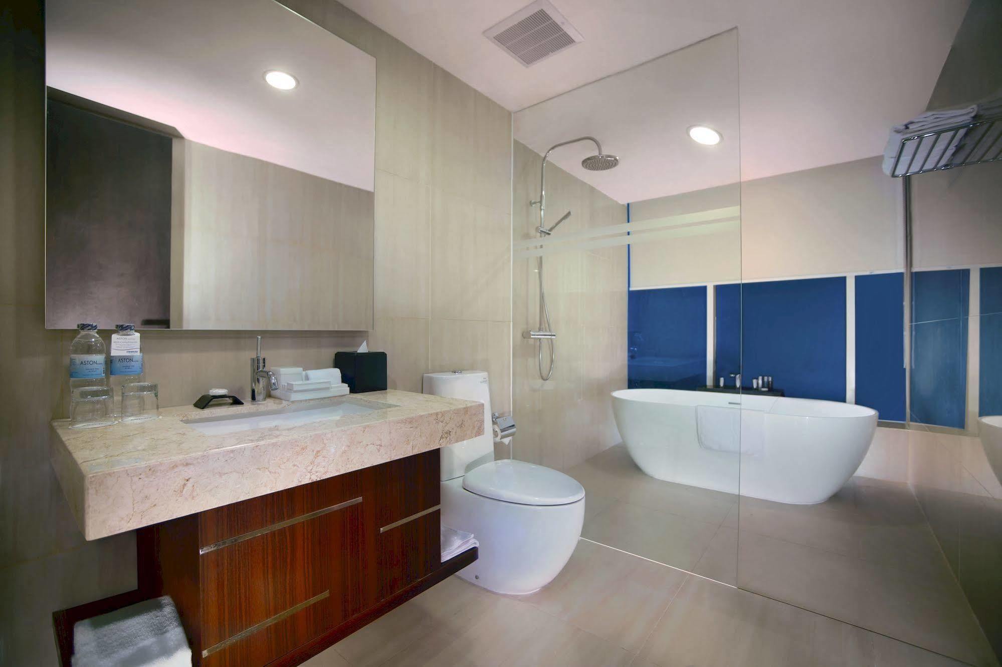 Aston Madiun Hotel & Conference Center Dış mekan fotoğraf