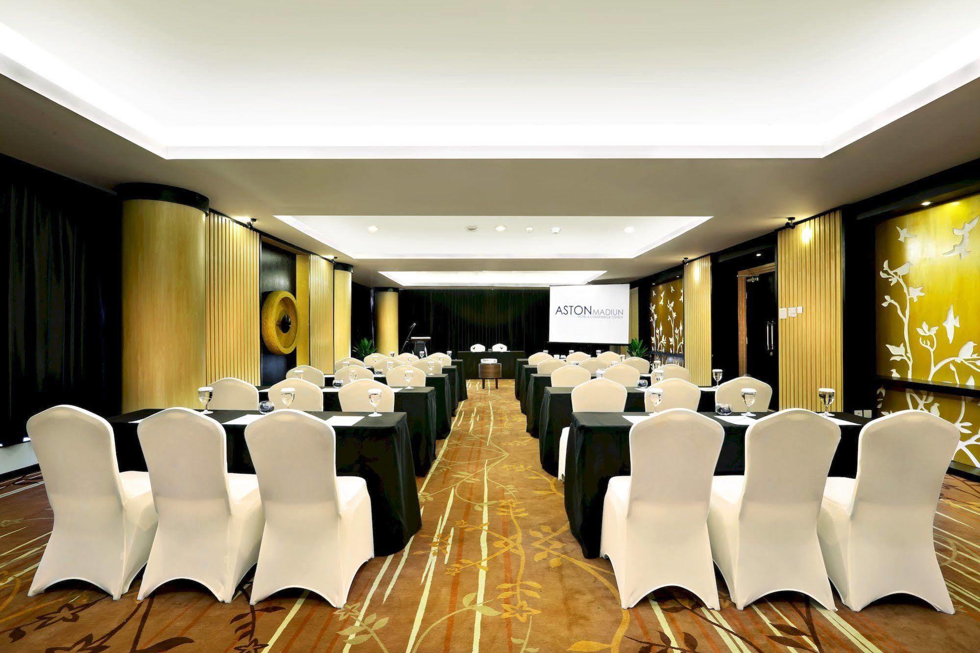 Aston Madiun Hotel & Conference Center Dış mekan fotoğraf